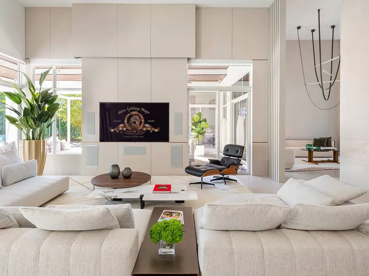 اقدامات لازم برای محافظت از تلویزیون و افزایش طول عمر آن